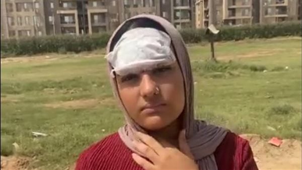 أقوال الطالبة نزال ضحية حادث مطاردة طريق الواحات تكشف عن نظرات مقلقة في محضر الشرطة