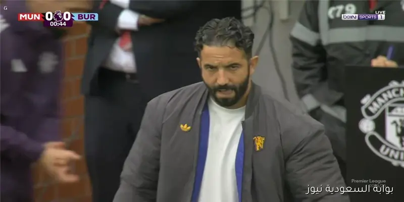 إصابة مؤلمة للاعب مانشستر يونايتد خلال مباراة بيرنلي