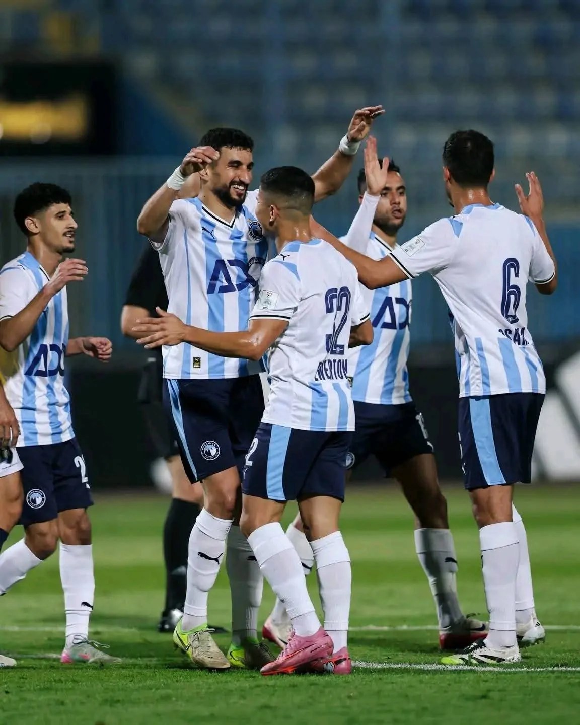 بيراميدز يحقق فوزًا ساحقًا على أوكلاند بثلاثية ويستعد لمواجهة الأهلي السعودي