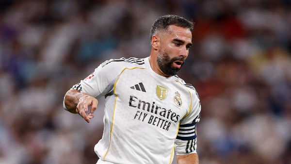ريال مدريد يعلن عن إجراء كارفاخال لعملية جراحية في الركبة بعد إصابته أمام برشلونة