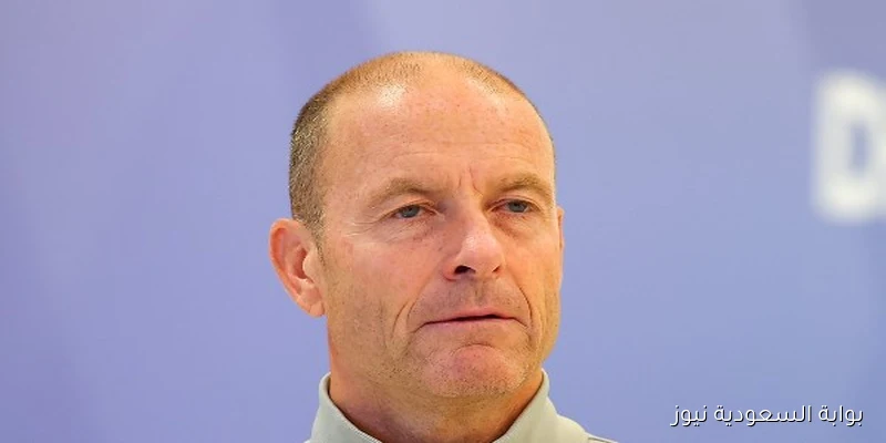 محاضرة توروب مع لاعبي الأهلي في العين