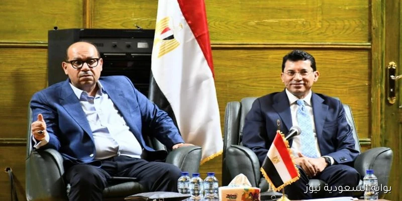 وزير الشباب والرياضة ورئيس الأوليمبية واتحاد المصارعة يستعرضون خطط الدعم المستقبلية